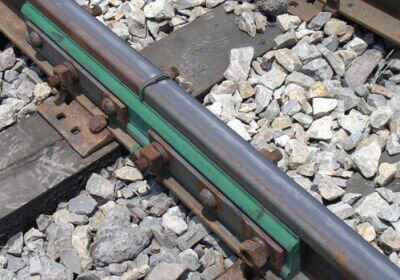 Rail joints
