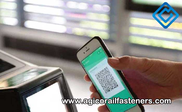 Using QR codes and smartphones to make railway travel smarter and more convenient